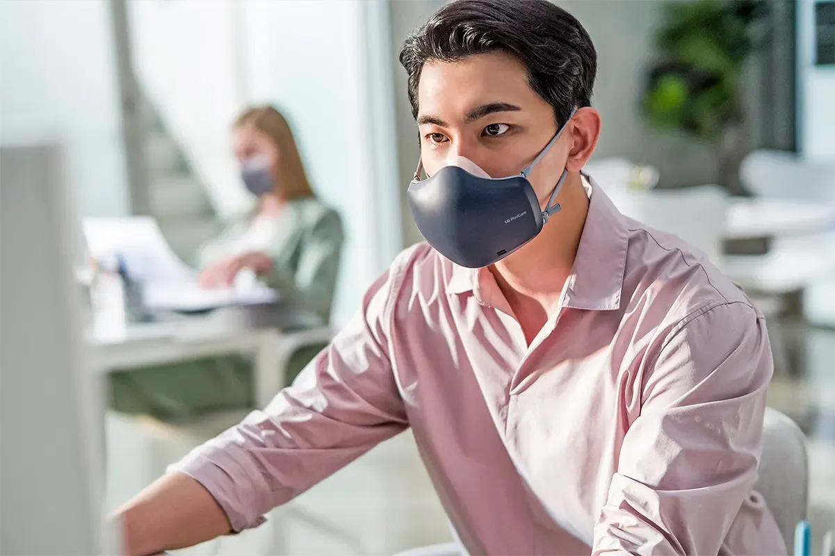 LG PuriCare Wearable Air Purifier 2nd Gen Mask in Malaysia